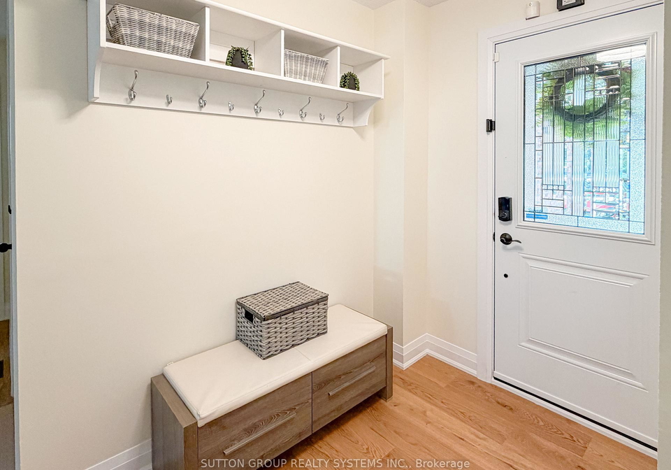 19-parkway-place-hamilton-ontario-x13651488