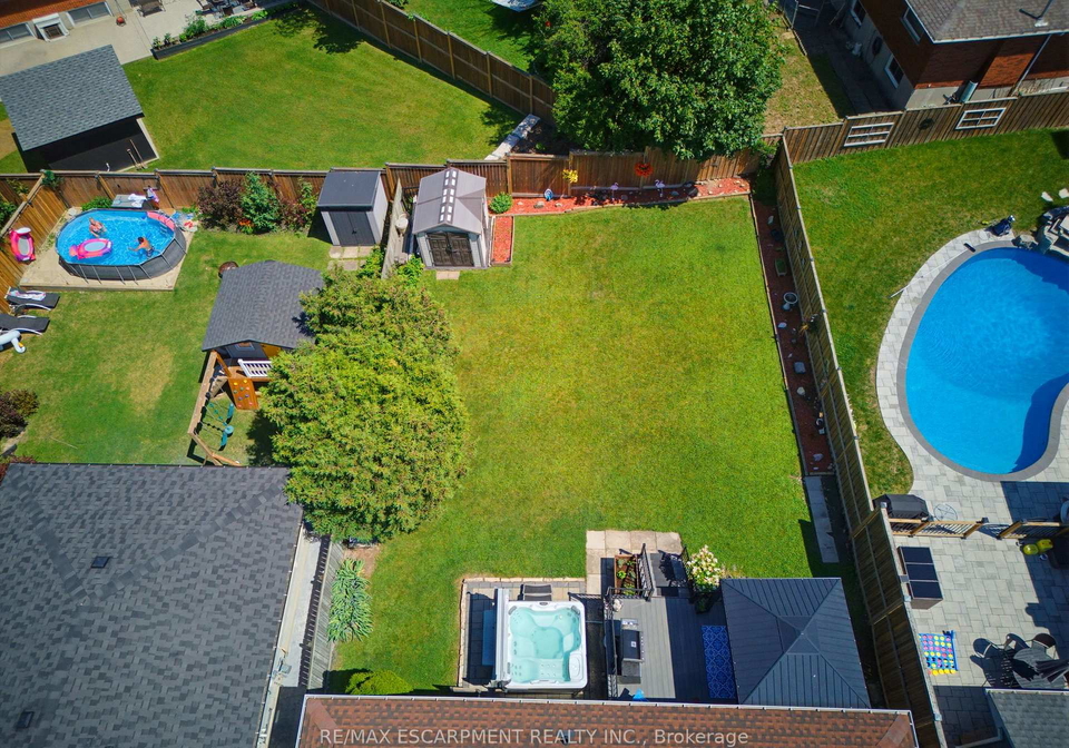 164-hanover-place-hamilton-ontario-x13651510