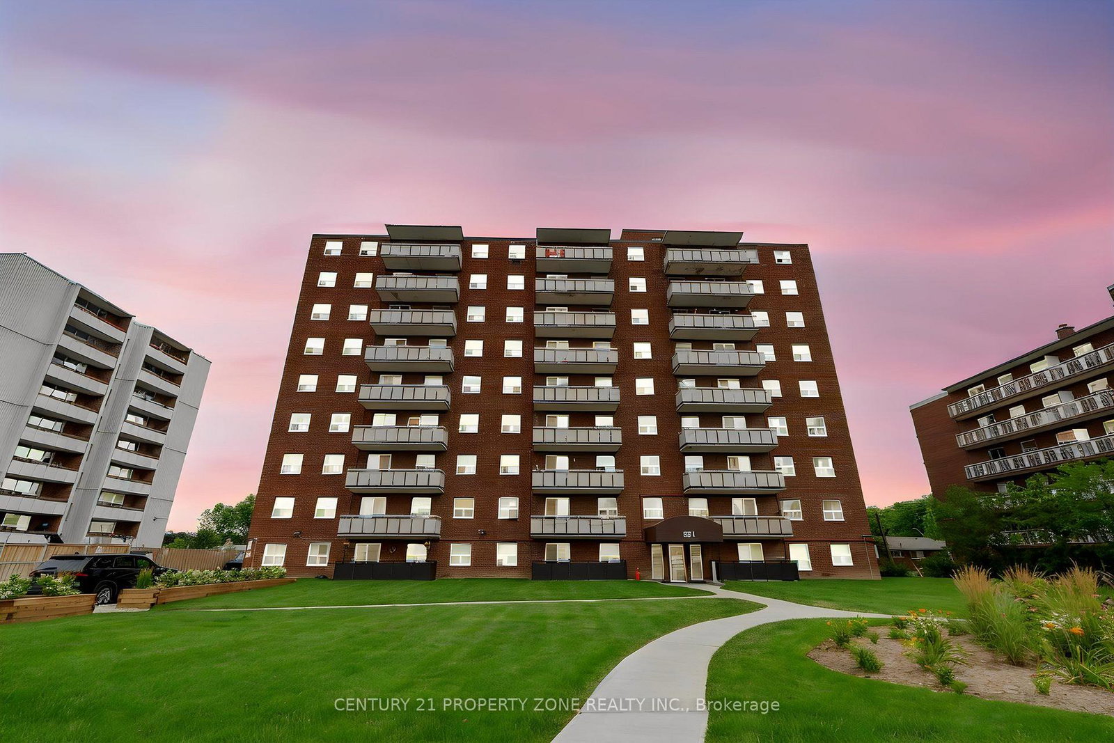 851-queenston-road-hamilton-ontario-x13651532