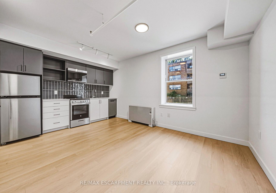 325-james-street-s-hamilton-ontario-x13651682