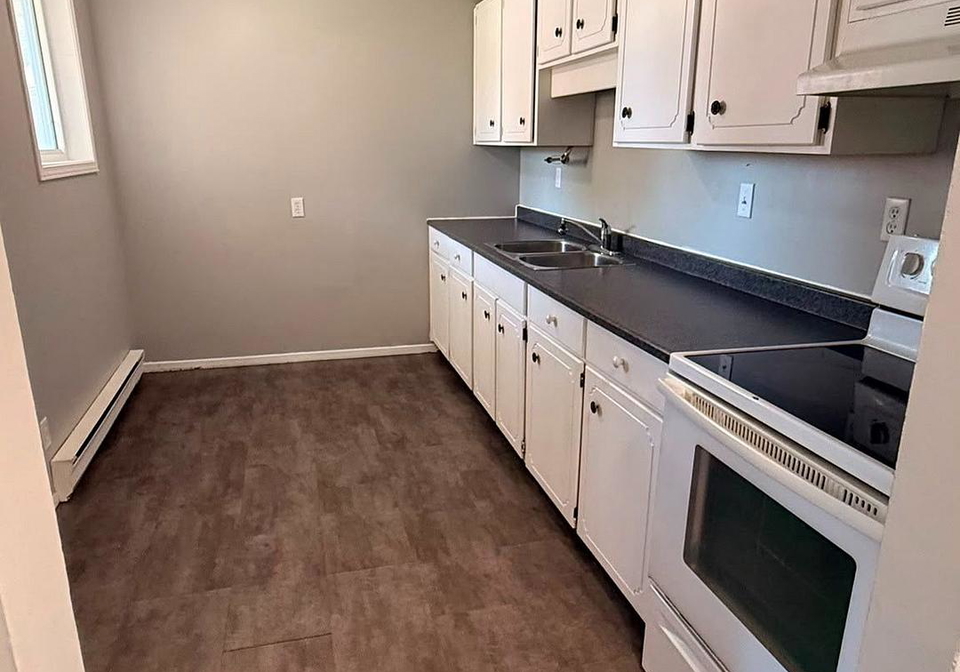 30-west-street-quinte-west-ontario-x13651732