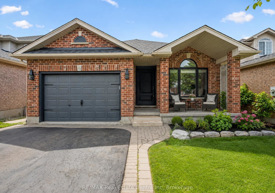 18-keys-crescent-guelph-ontario-x13651944
