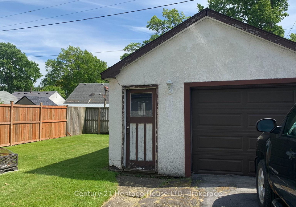 11-achilles-avenue-welland-ontario-x13651964