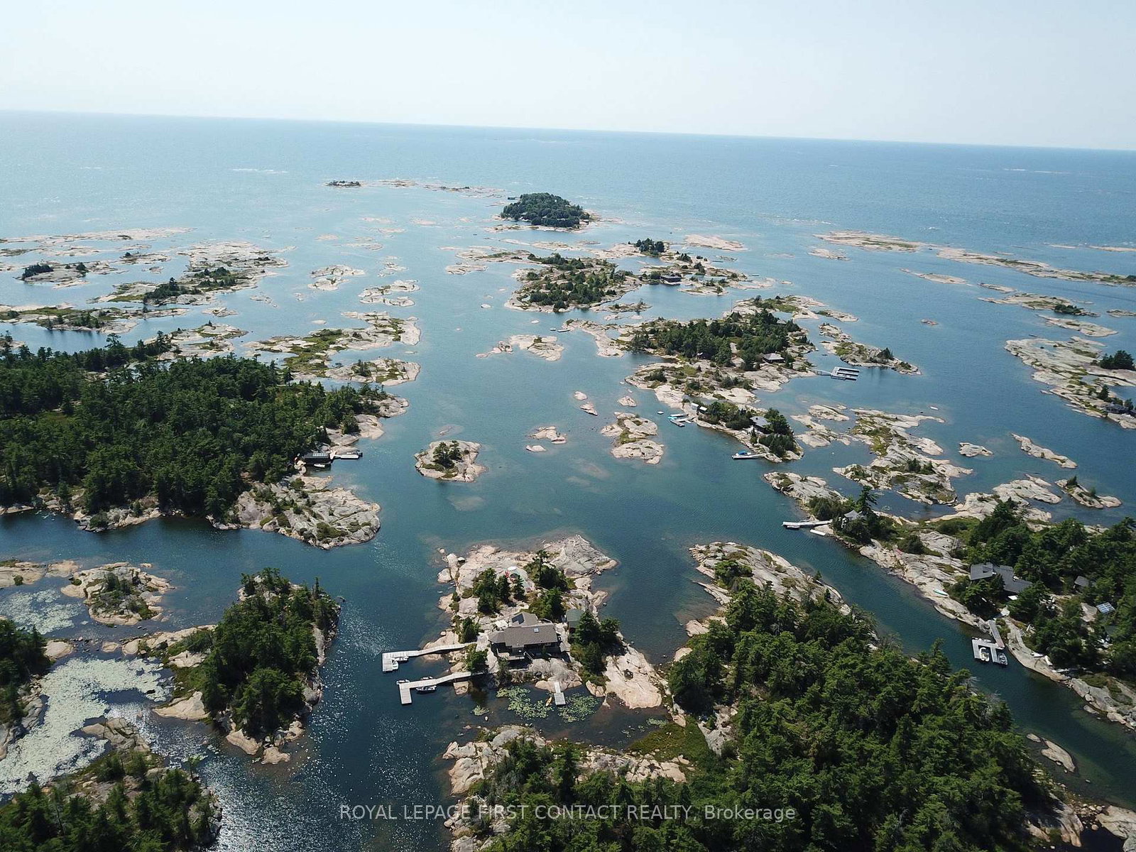 1-a400-island-the-archipelago-ontario-x13652160