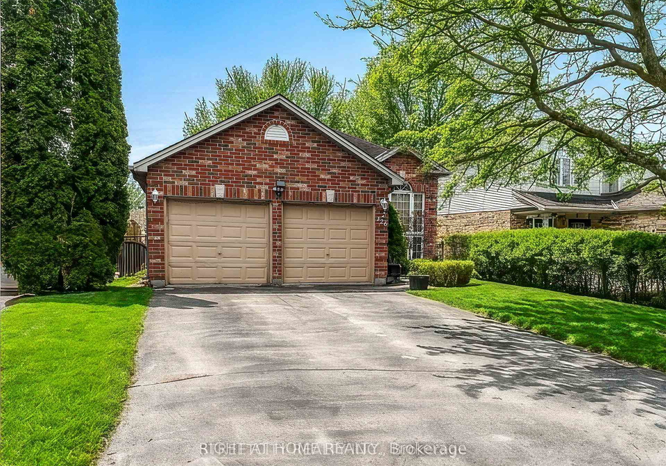 126-meadowridge-road-london-north-ontario-x13652180