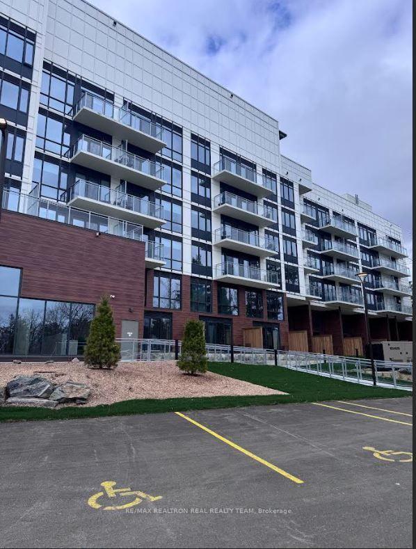 100-carrick-trail-gravenhurst-ontario-x13652662