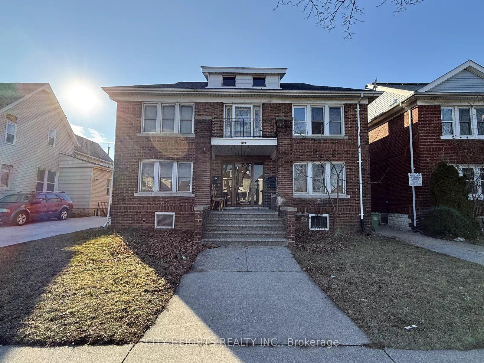 1093-howard-avenue-windsor-ontario-x13652966