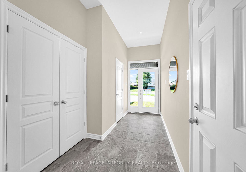 256-dolce-crescent-ottawa-ontario-x13652982