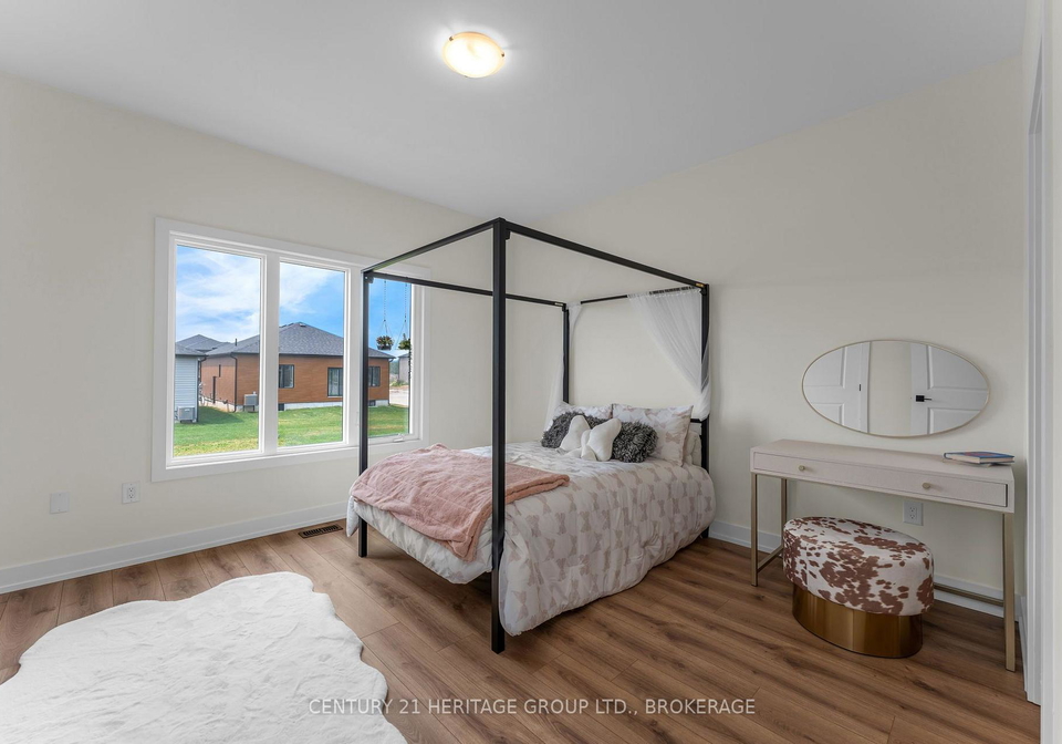 60-dusenbury-drive-loyalist-ontario-x13653032