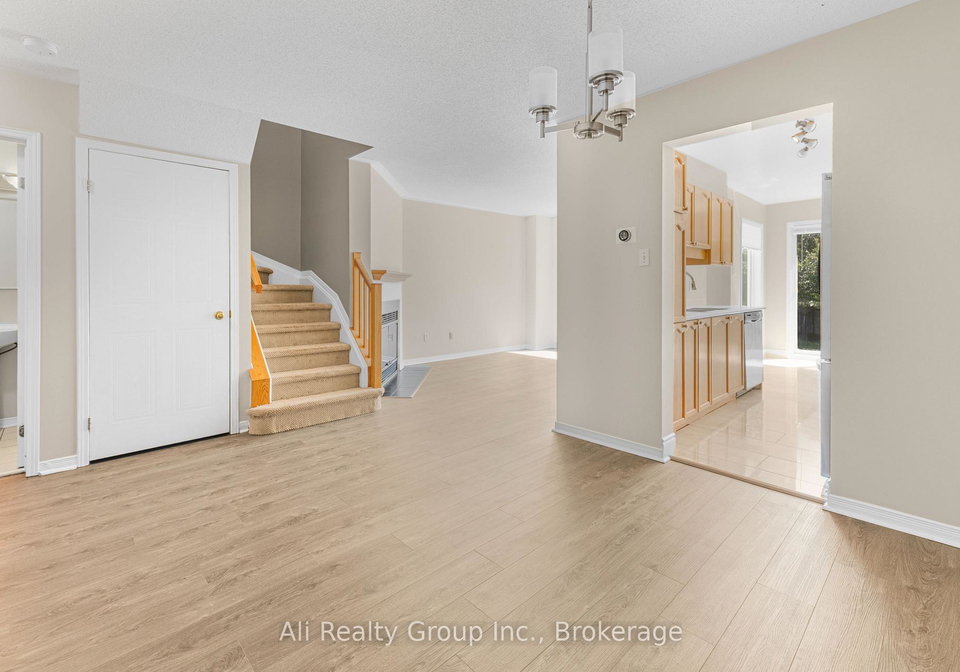 68-piper-crescent-kanata-ontario-x13653204