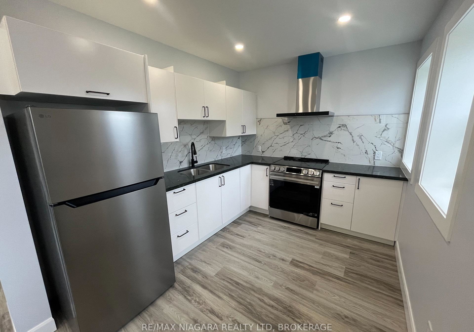 243-dufferin-street-fort-erie-ontario-x13653728