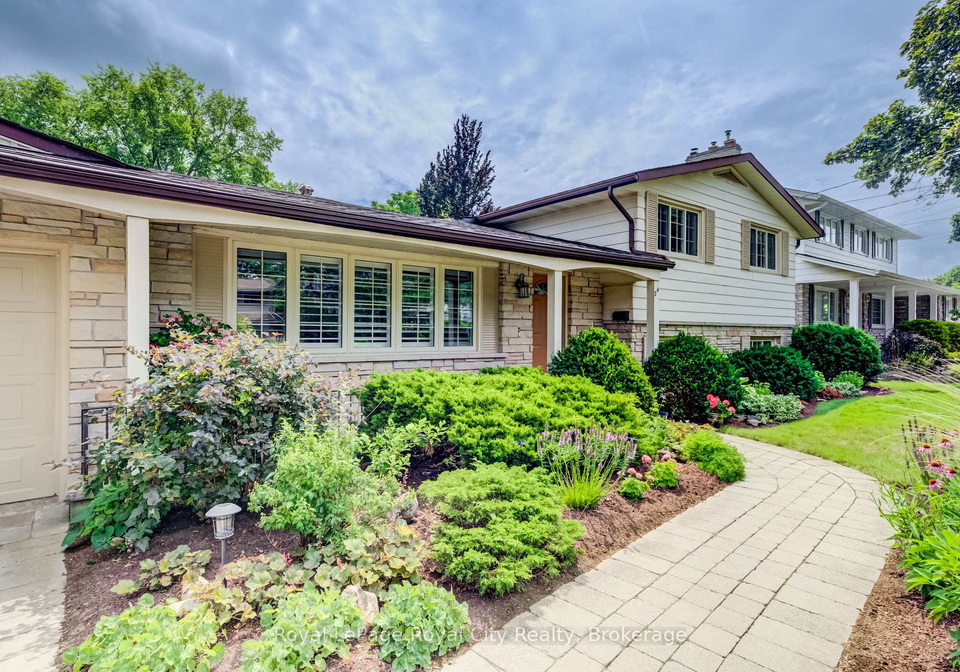 24-maplewood-drive-guelph-ontario-x13653770