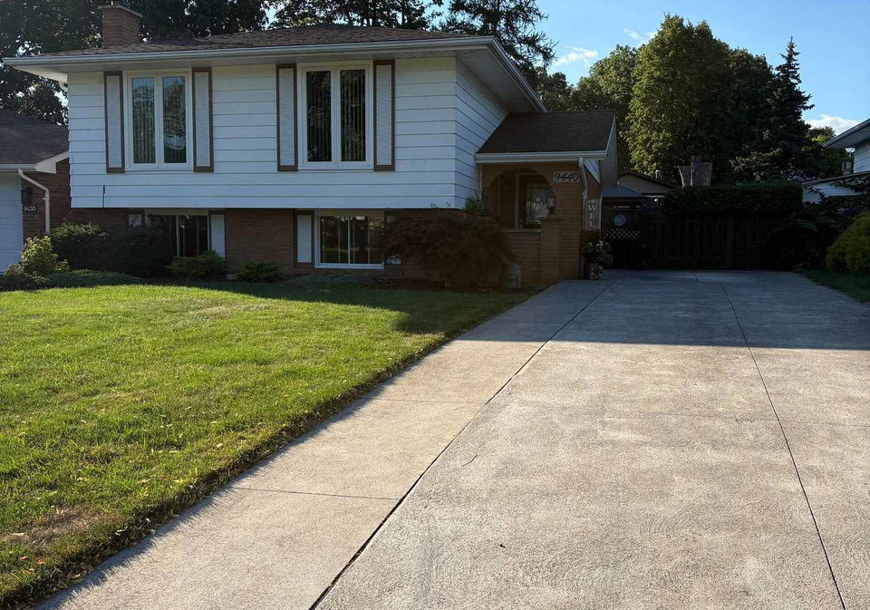 9440-chestnut-drive-windsor-ontario-x13653794
