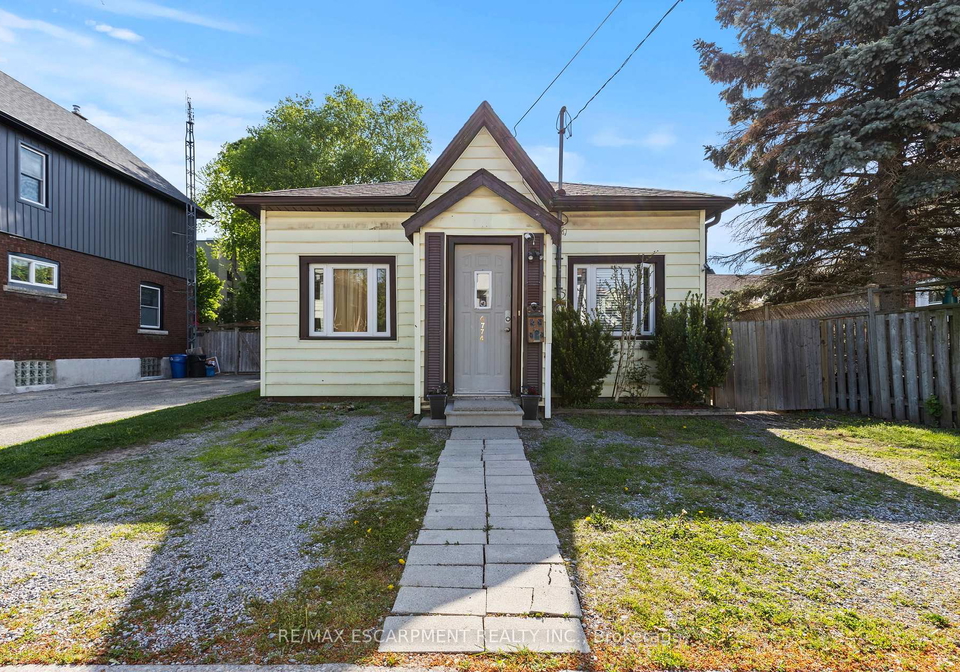 4774-saint-clair-avenue-niagara-falls-ontario-x13653850