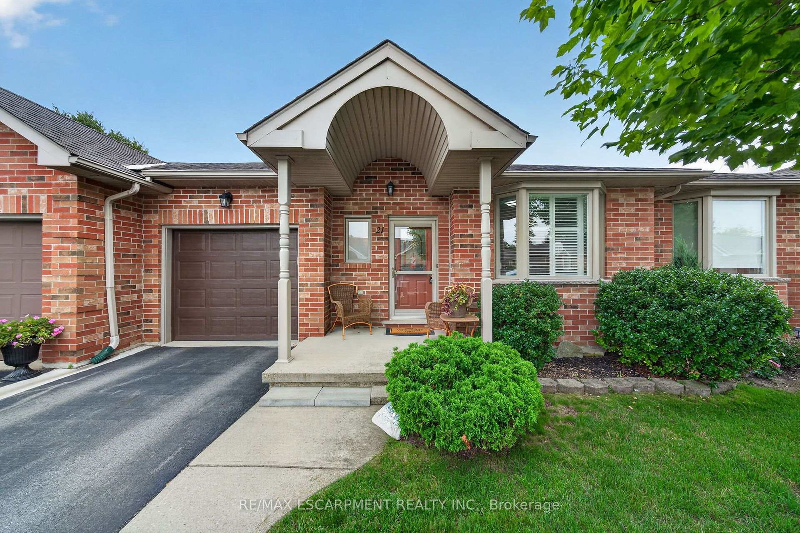 21-twentyplace-boulevard-hamilton-ontario-x13653918