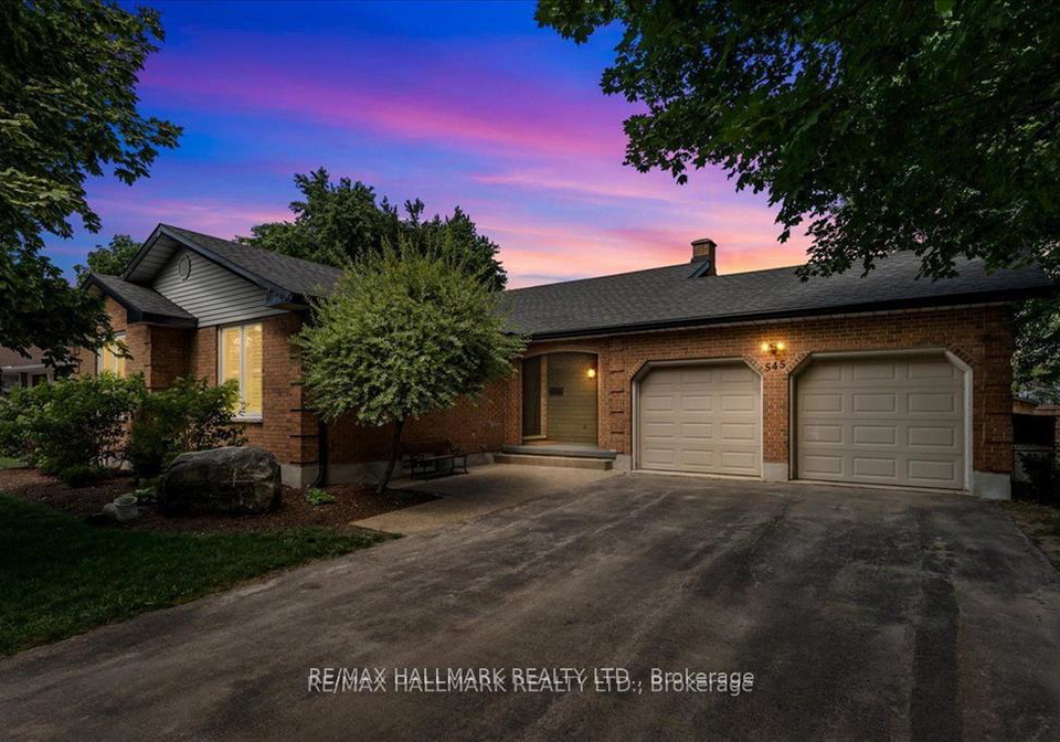 545-st-george-street-e-centre-wellington-ontario-x13654104