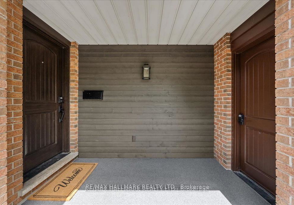 545-st-george-street-e-centre-wellington-ontario-x13654104