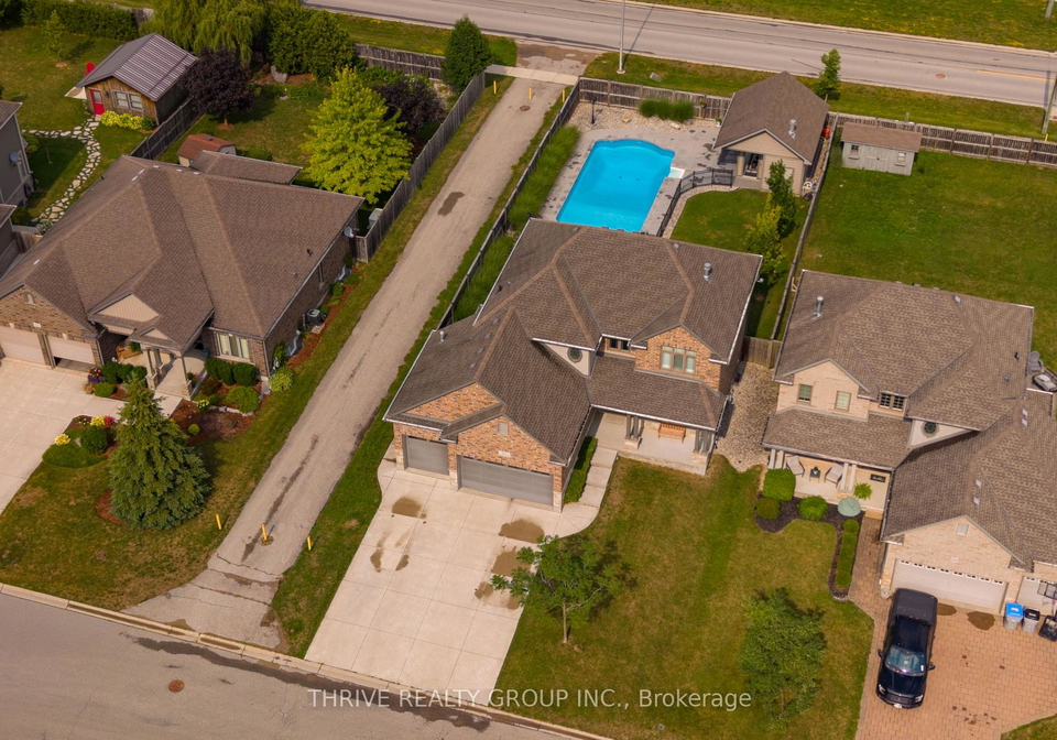 12-ashwood-crescent-middlesex-centre-ontario-x13654132