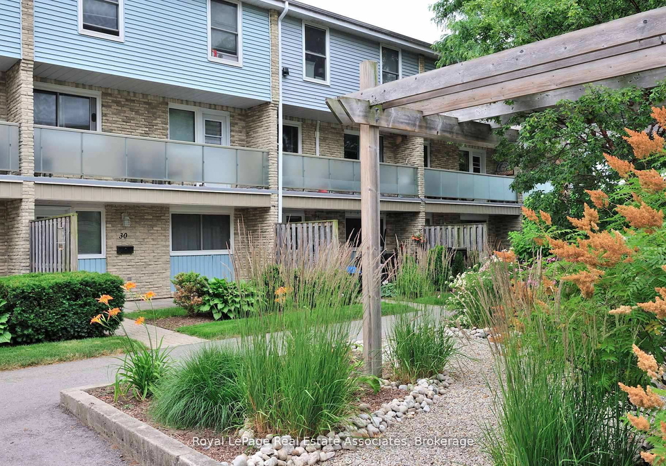35-breckenridge-drive-kitchener-ontario-x13654410