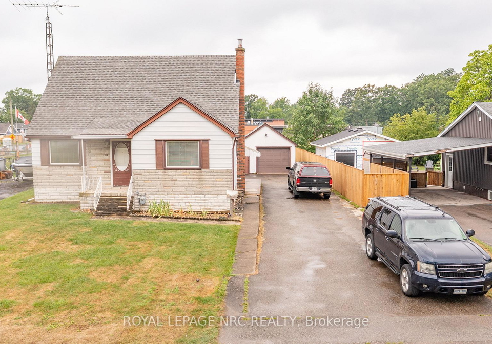 215-knoll-street-port-colborne-ontario-x13654416