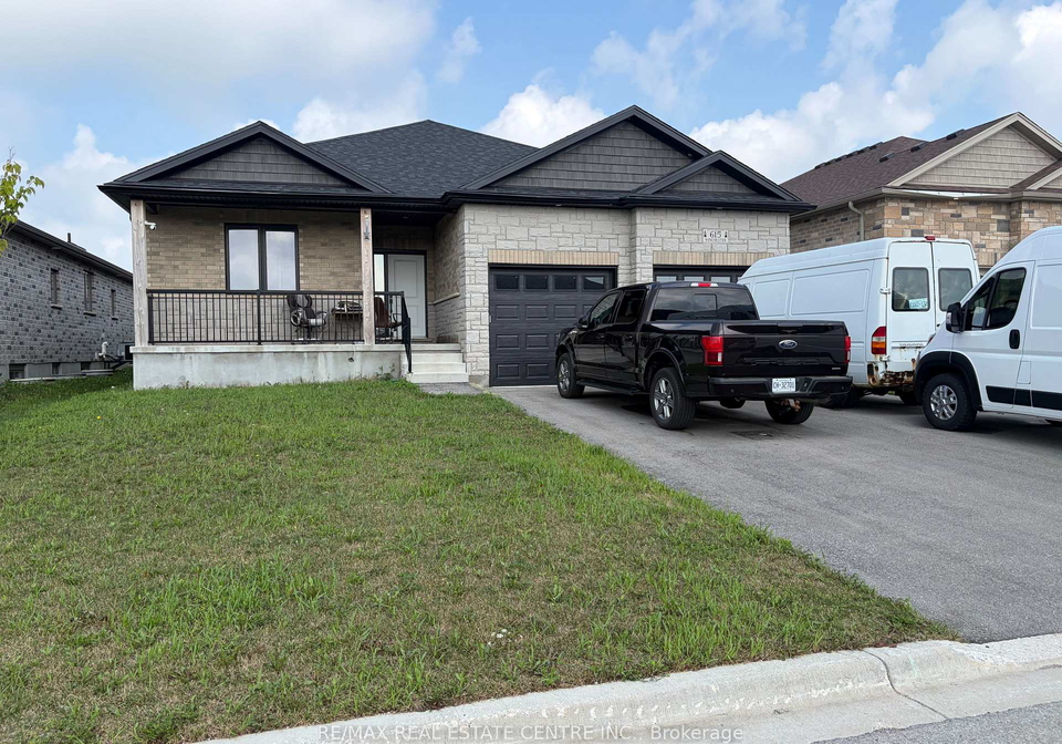 615-winchester-avenue-s-north-perth-ontario-x13654452