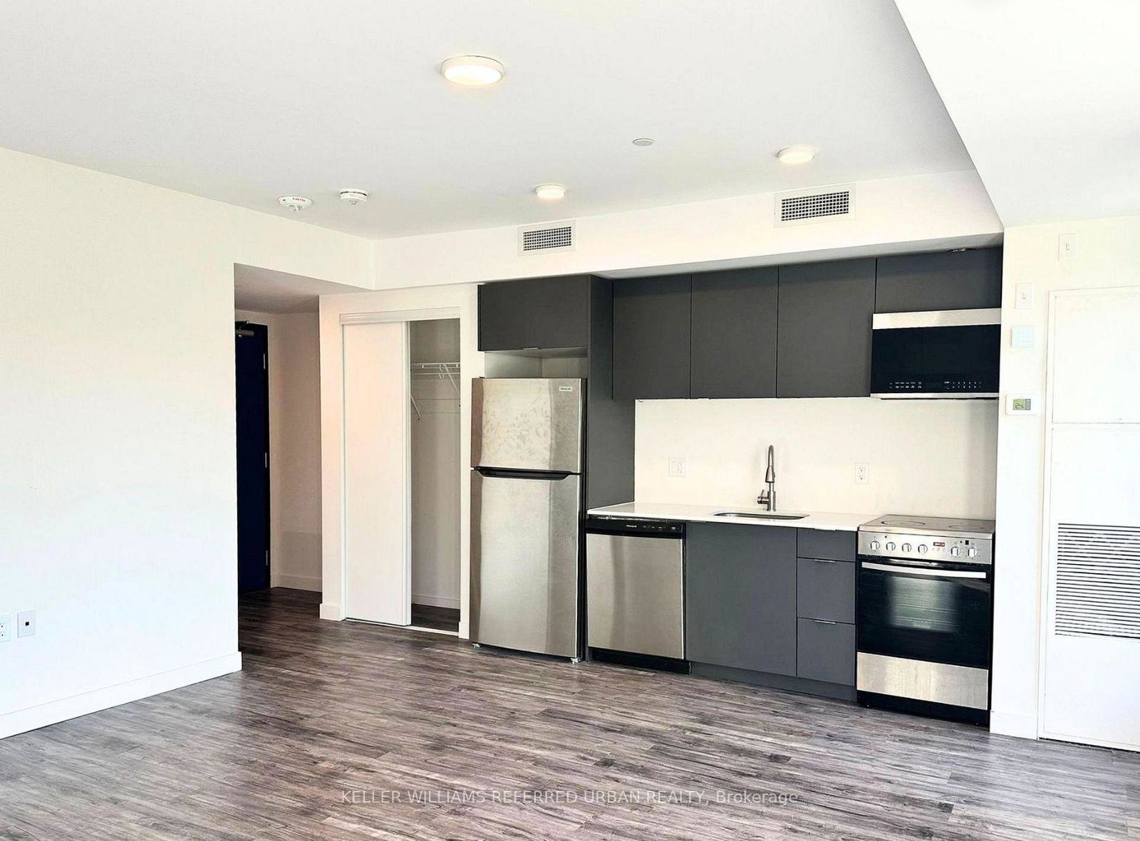 325-university-avenue-w-cobourg-ontario-x13654458