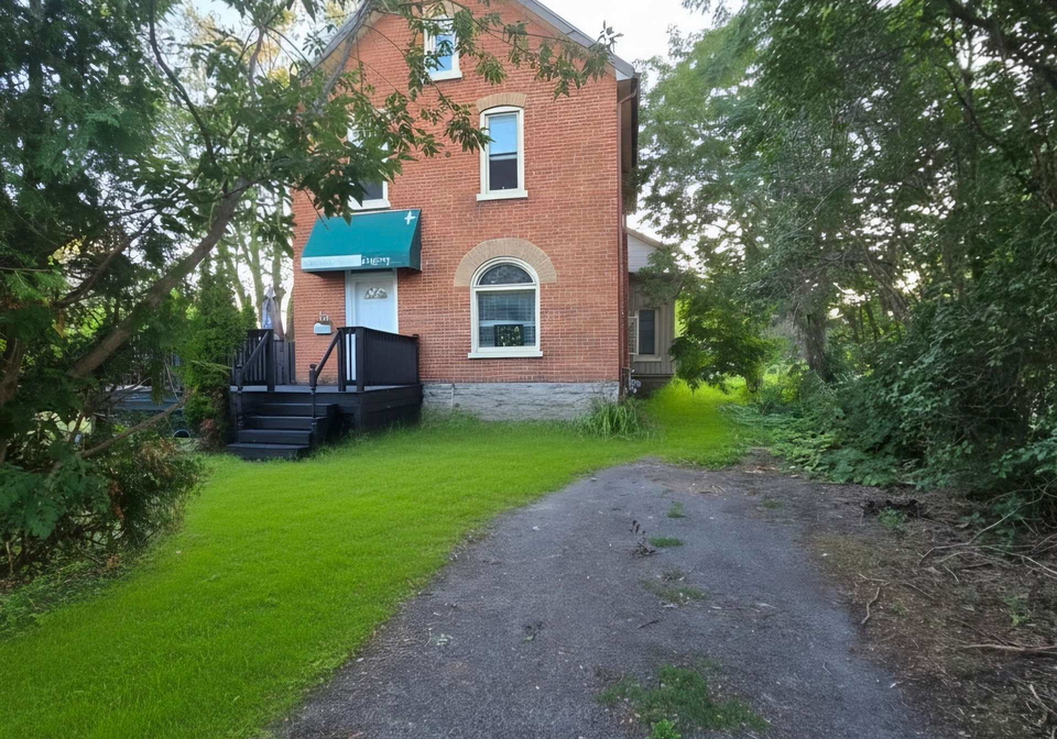 16-highland-avenue-belleville-ontario-x13654562