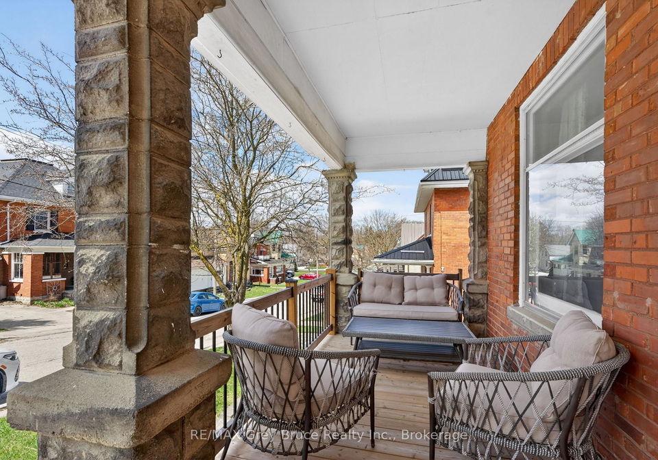 131-2nd-sw-avenue-s-arran-elderslie-ontario-x13654838