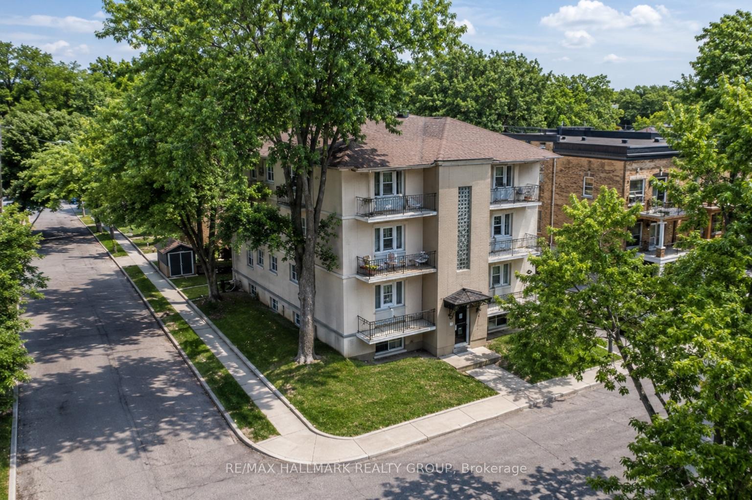 20-lower-charlotte-street-ottawa-ontario-x13654924