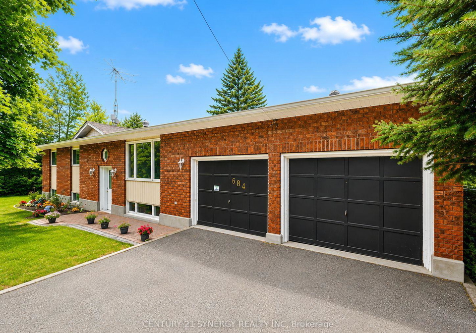 684-county-road-44-north-grenville-ontario-x13654938