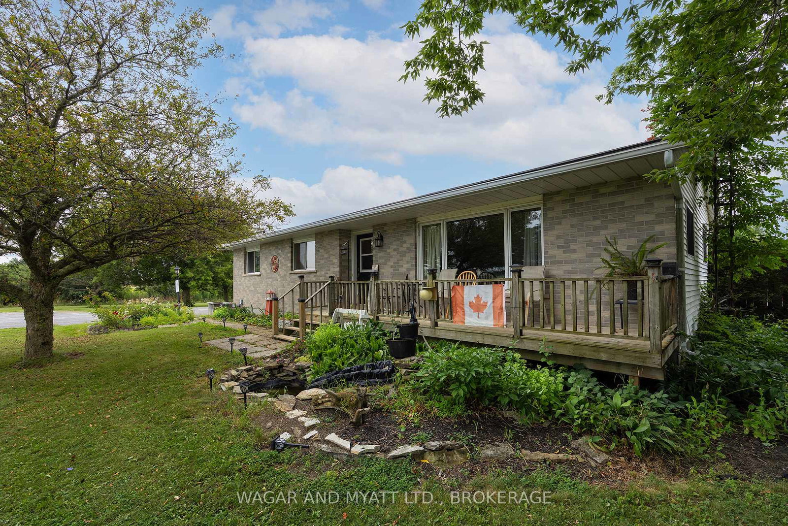 7414-2-highway-tyendinaga-ontario-x13655144