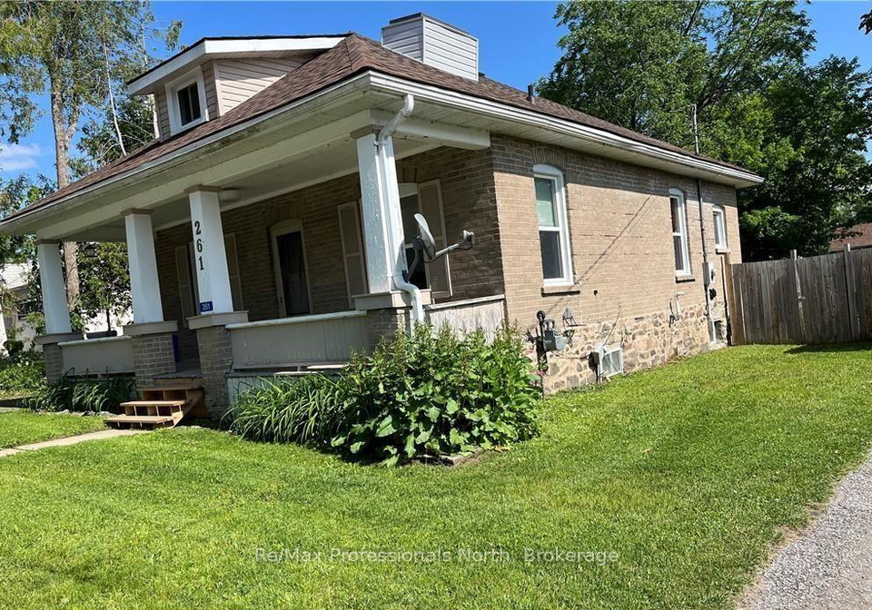 261-hotchkiss-street-gravenhurst-ontario-x13655162