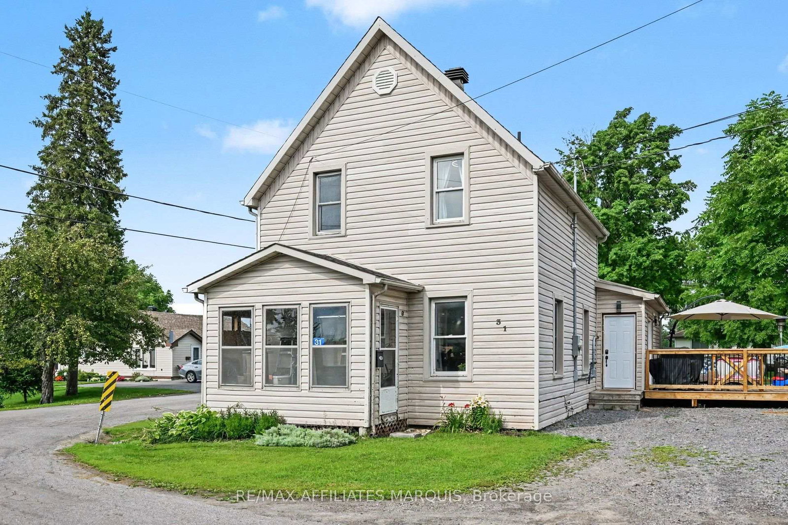 31-minto-avenue-montague-ontario-x13655186