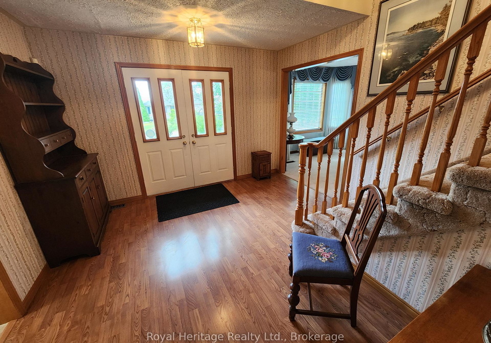 1534-scollard-crescent-peterborough-ontario-x13655282