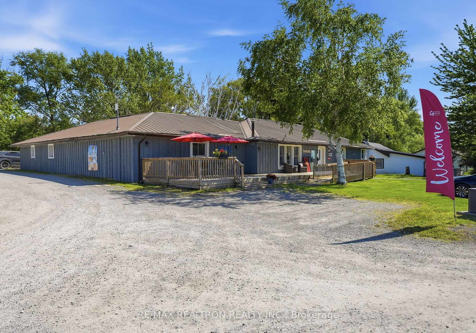 486-county-road-18-prince-edward-county-ontario-x13655360