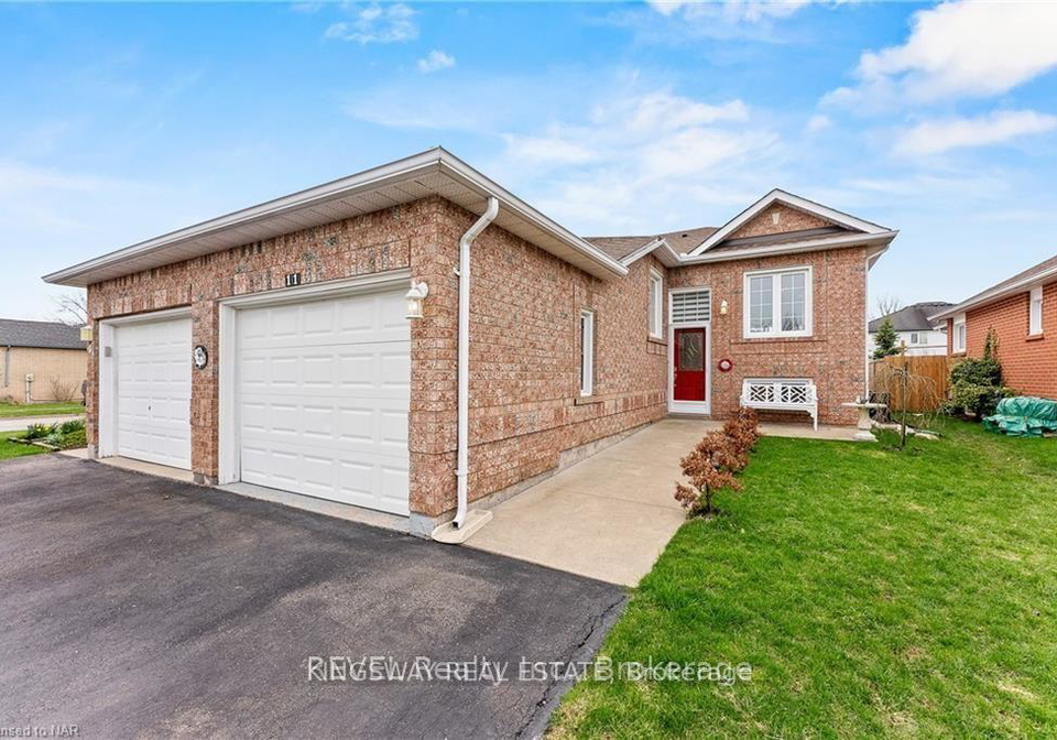 11-jackson-court-w-welland-ontario-x13655378