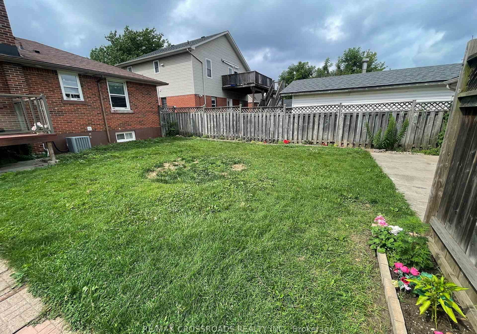 493-upper-gage-avenue-hamilton-ontario-x13655430