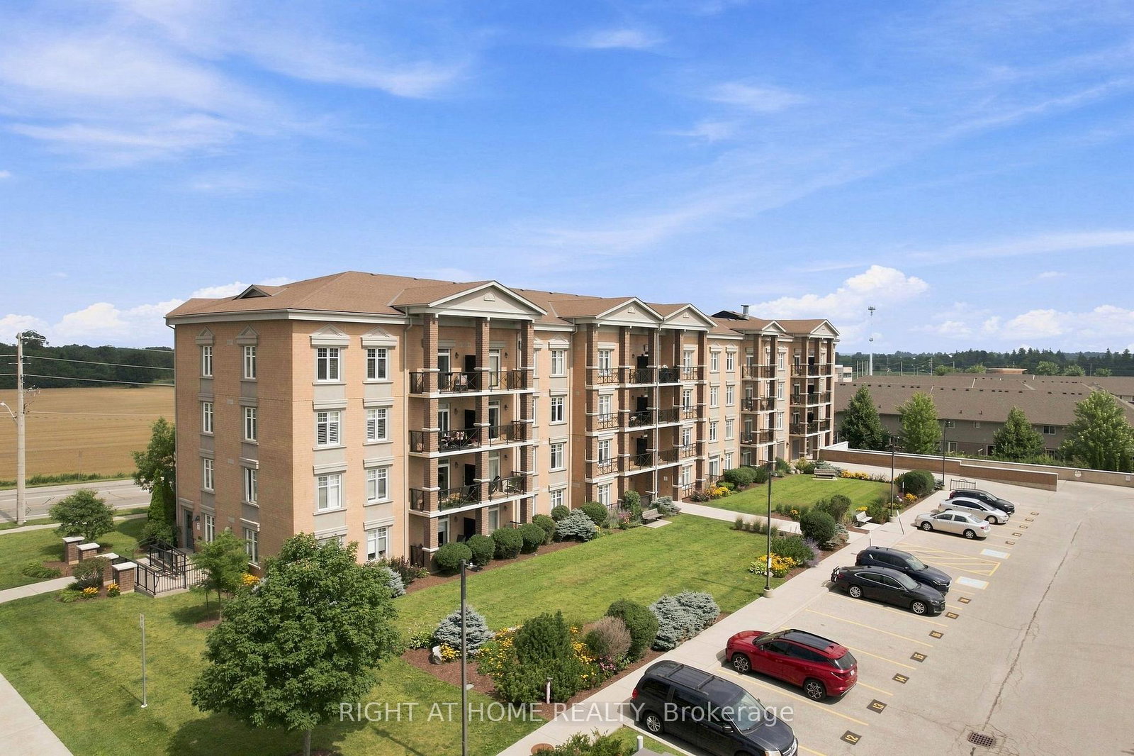 2-colonial-drive-guelph-ontario-x13655540