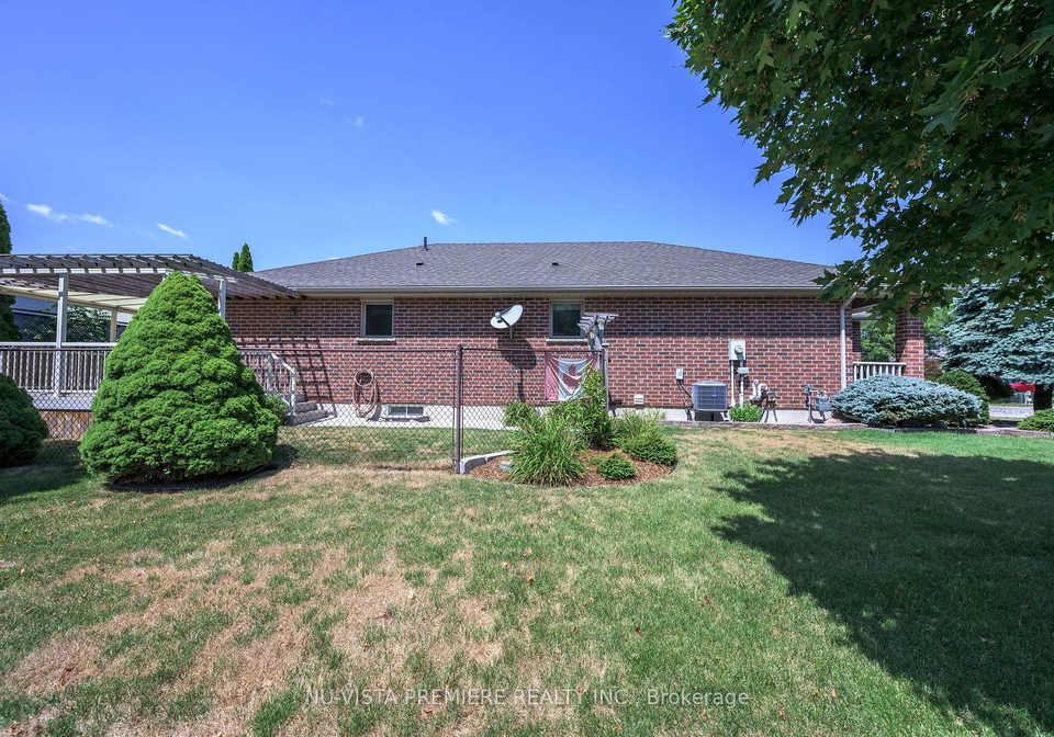 1616-blackmaple-crescent-london-east-ontario-x13655608