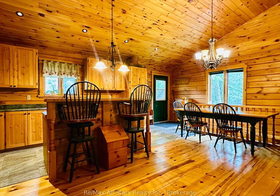 7140-highway-28-north-kawartha-ontario-x13655708