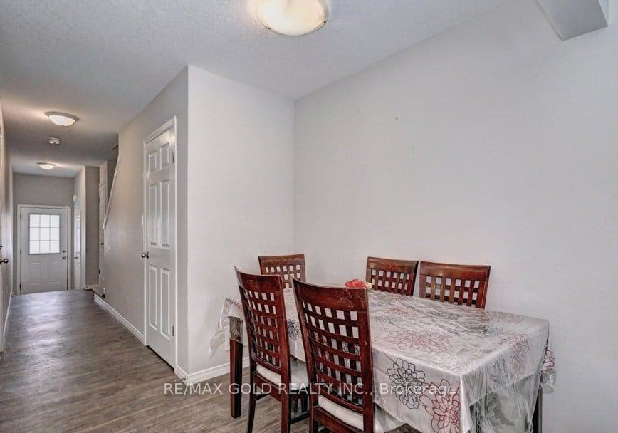 50-pinnacle-drive-kitchener-ontario-x13655780