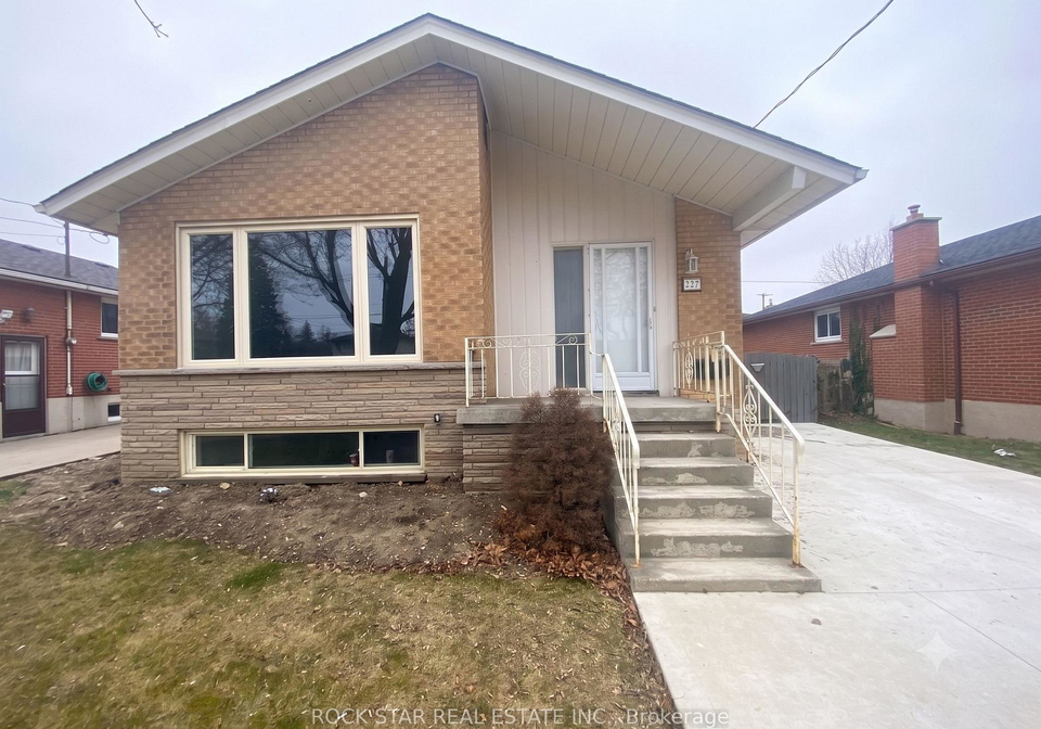 227-fernwood-crescent-hamilton-ontario-x13655808