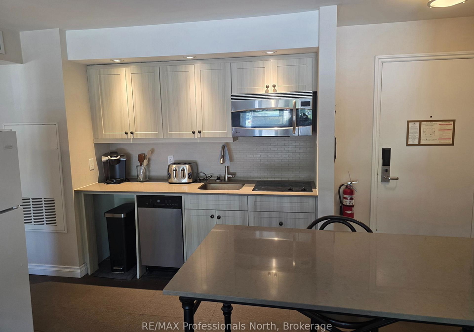 1235-deerhurst-drive-huntsville-ontario-x13655820