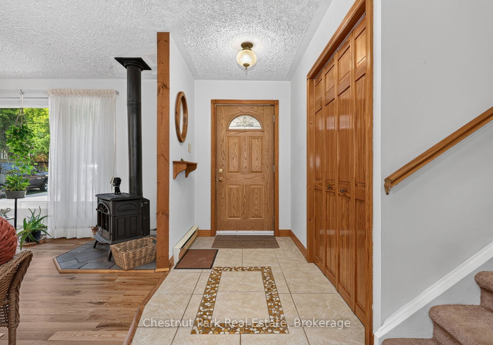 80-hubbel-crescent-huntsville-ontario-x13655962