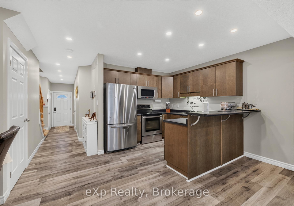 975-strasburg-road-kitchener-ontario-x13656060