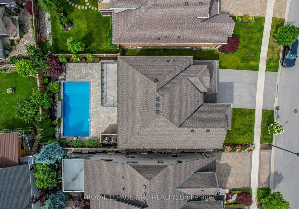 8-tuscany-court-st-catharines-ontario-x13656174