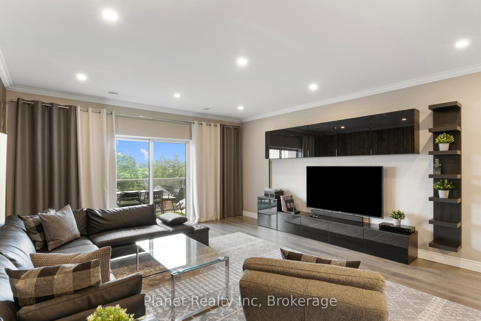 60-wyndham-street-s-guelph-ontario-x13656202