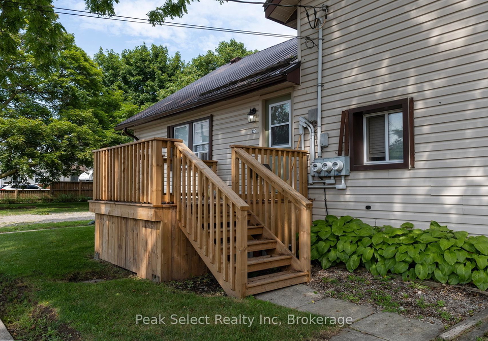 32-victoria-street-w-south-huron-ontario-x13656240