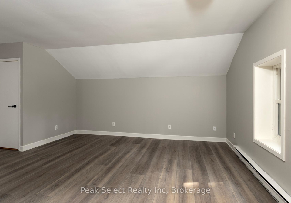 32-victoria-street-w-south-huron-ontario-x13656240