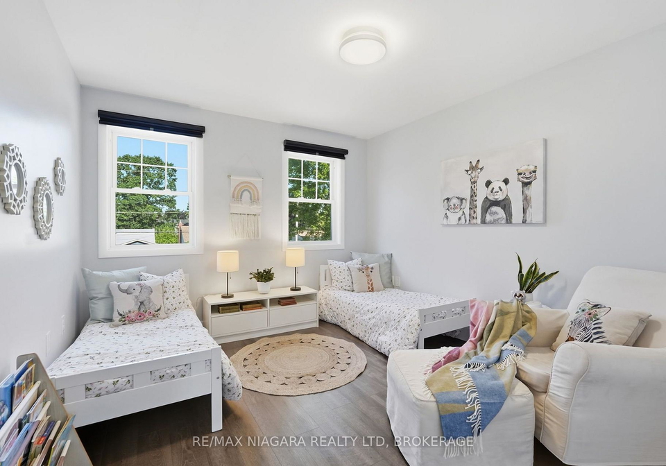 12-lakeview-avenue-grimsby-ontario-x13656342